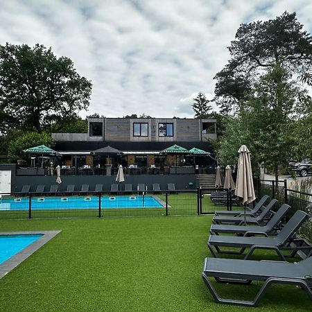 Sfeervolle Blokhut Op De Veluwe Op Recreatiepark Topparken In Beekbergen Met Vrije Tuin En Eigen Parkeerplaats Ngoại thất bức ảnh